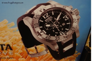 costco invicta divers watch