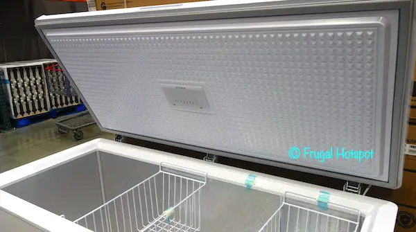 Danby Chest Freezer 14.5 Cu. Ft. Interior Costco Display