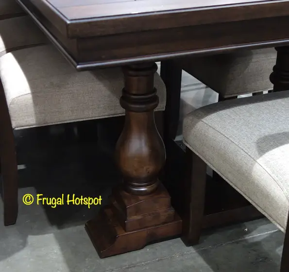 Thomasville Callan Dining Set base | Costco Display