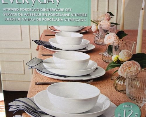 overandback Everyday Porcelain 12-Piece Dinnerware Set | Costco