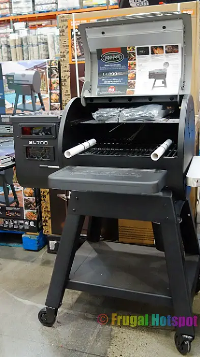 Costco Display | Louisiana Grills SL700 Series Wood Pellet Grill