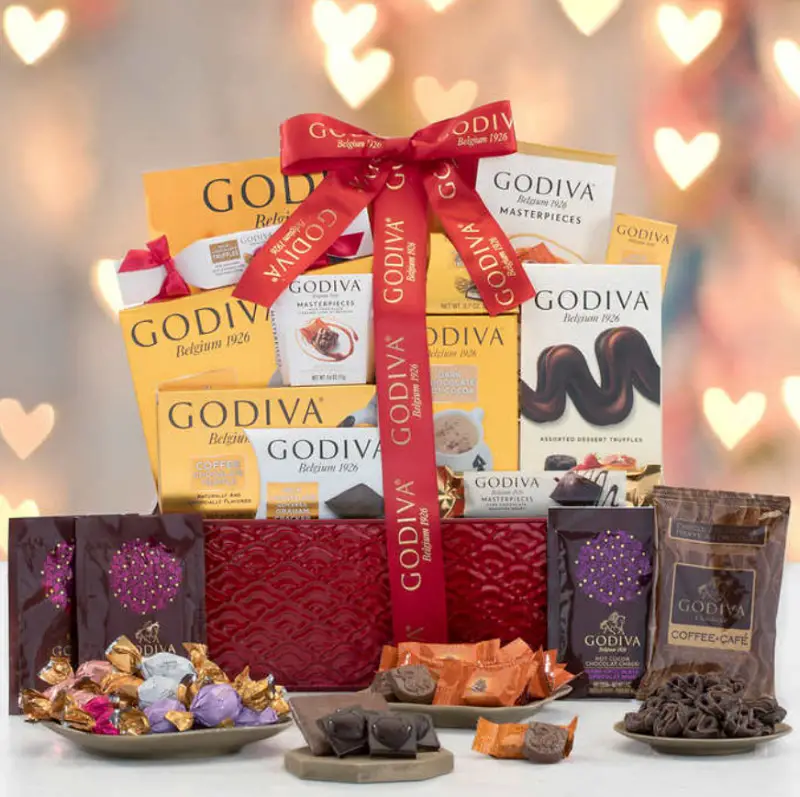 Godiva Valentine’s Day Radiant Red Gift Basket | Costco