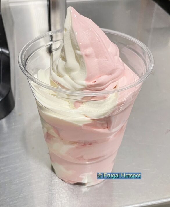 NEW Strawberry Ice Cream from the Costco Food Court!